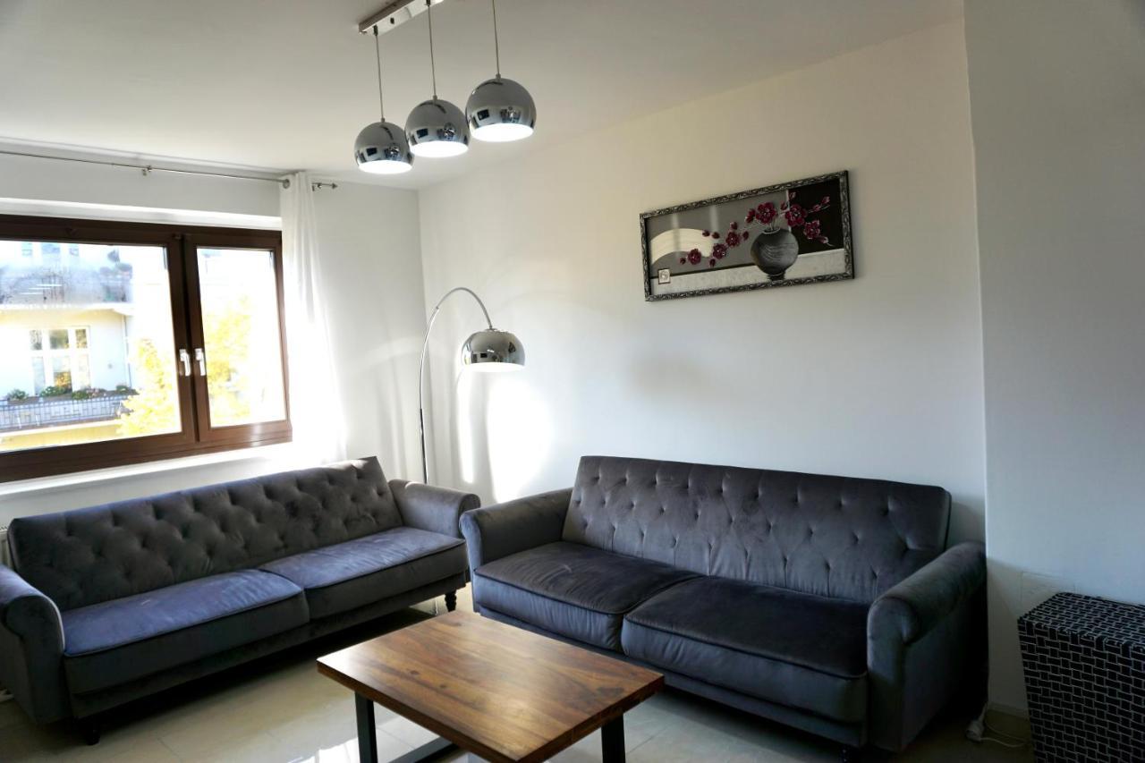 Alster Hamburg - Saniertes Und Mobliertes Apartment Mit Bad Und Kuche エクステリア 写真
