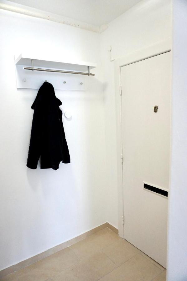 Alster Hamburg - Saniertes Und Mobliertes Apartment Mit Bad Und Kuche エクステリア 写真