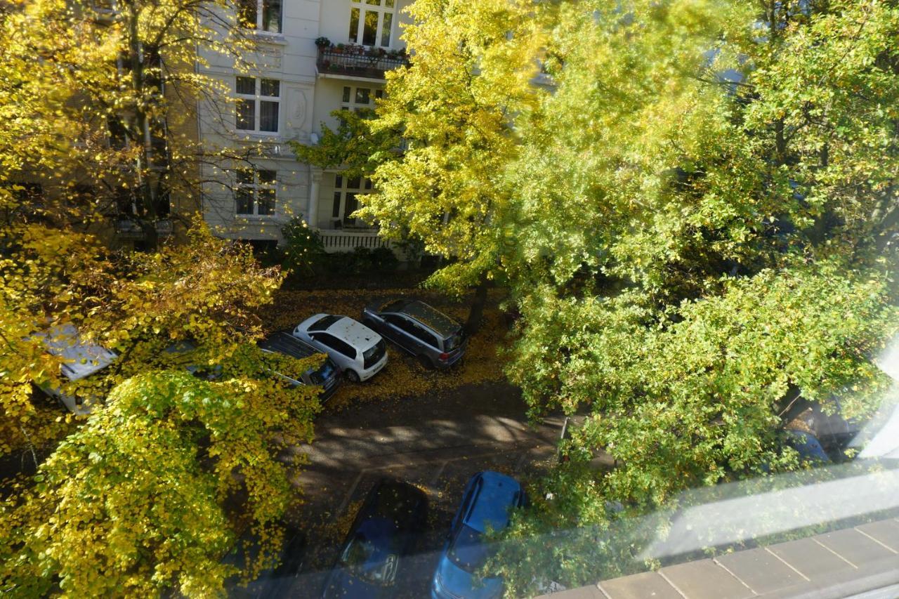 Alster Hamburg - Saniertes Und Mobliertes Apartment Mit Bad Und Kuche エクステリア 写真