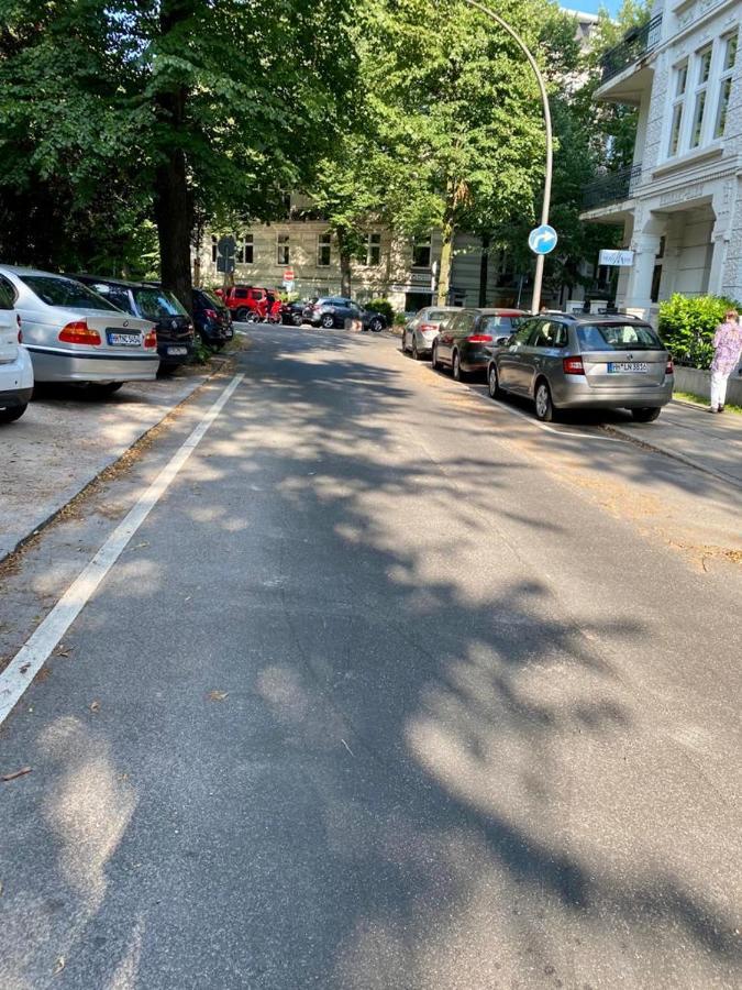 Alster Hamburg - Saniertes Und Mobliertes Apartment Mit Bad Und Kuche エクステリア 写真